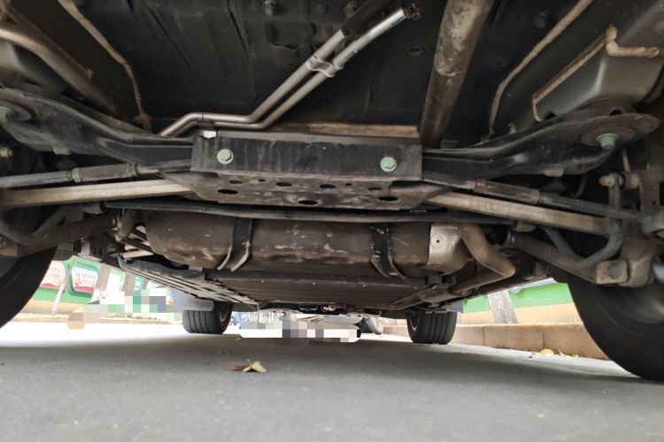 Used BYD Tang New Energy 2024 DM-i Glory Edition 112KM Prestige Model Chassis Rear