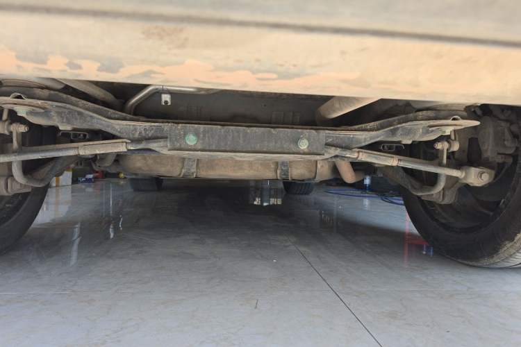 Used BYD Tang New Energy 2024 DM-i Glory Edition 112KM Prestige Model Chassis Rear
