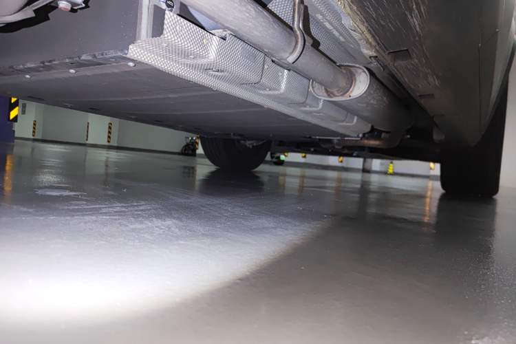 Used BYD Tang New Energy 2024 DM-i Glory Edition 112KM Prestige Model Chassis Rear Right