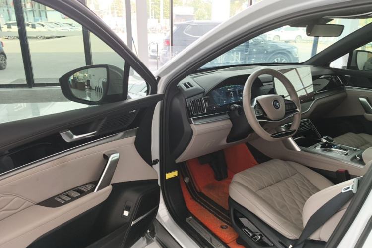 Used BYD Tang New Energy 2024 DM-i Glory Edition 112KM Prestige Model Driver Seat