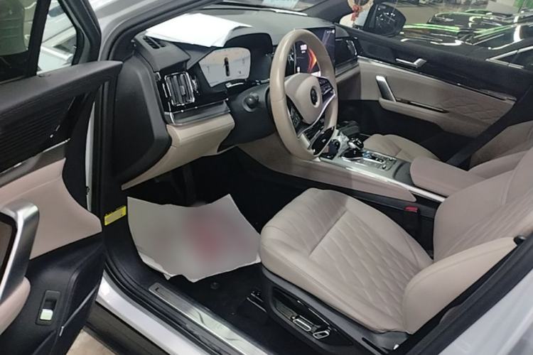 Used BYD Tang New Energy 2024 DM-i Glory Edition 112KM Prestige Model Driver Seat