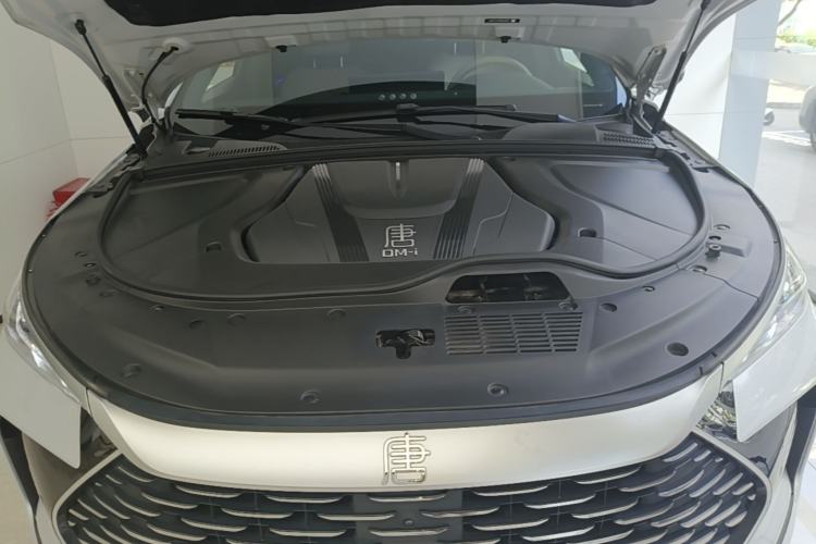 Used BYD Tang New Energy 2024 DM-i Glory Edition 112KM Prestige Model Engine Bay
