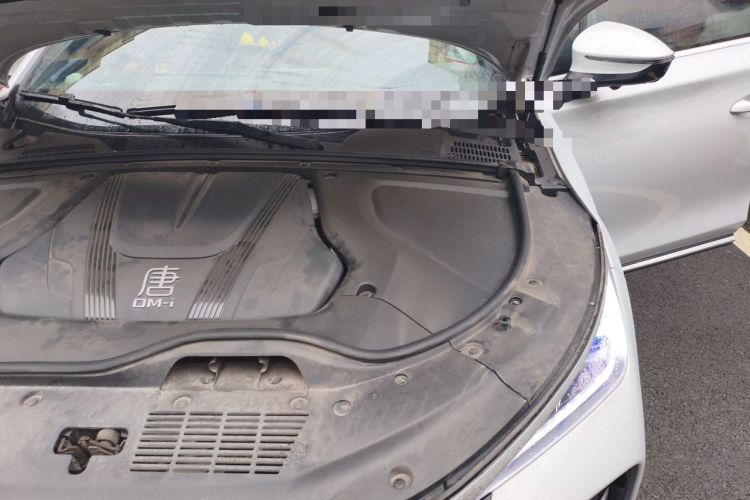 Used BYD Tang New Energy 2024 DM-i Glory Edition 112KM Prestige Model Engine Bay Left