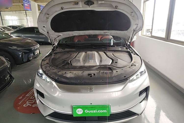 Used BYD Tang New Energy 2024 EV Champion Edition 730KM Deluxe Model Engine Bay