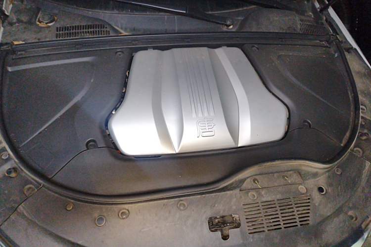 Used BYD Tang New Energy 2024 EV Champion Edition 730KM Deluxe Model Engine Bay