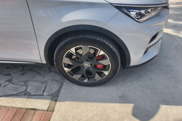 Used BYD Tang New Energy 2024 EV Glory Edition 730KM Premium Model Exterior 7
