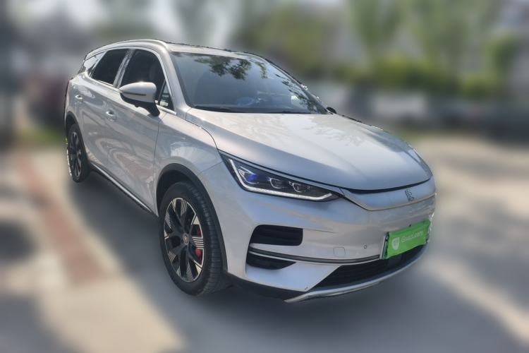 Used BYD Tang New Energy 2024 EV Glory Edition 730KM Premium Model Front Right 45 Deg