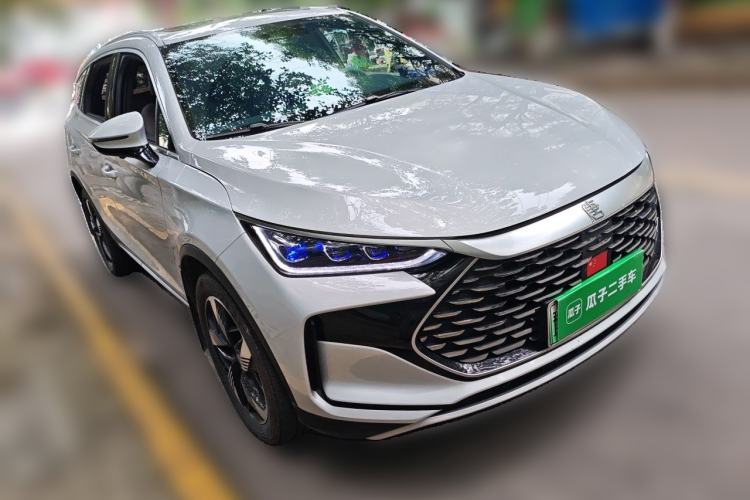 Used BYD Tang New Energy 2024 DM-i Glory Edition 112KM Prestige Model Front Right 45 Deg