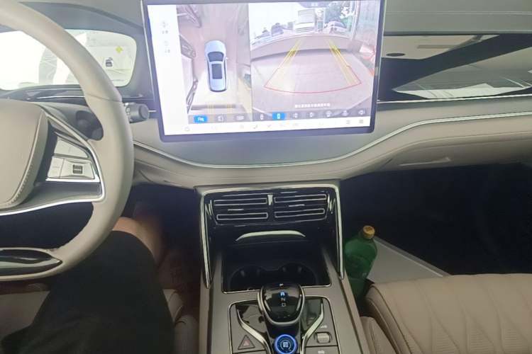 Used BYD Tang New Energy 2024 DM-i Glory Edition 112KM Flagship Model Gear Lever