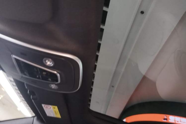 Used BYD Tang New Energy 2024 DM-i Glory Edition 112KM Prestige Model Headliner