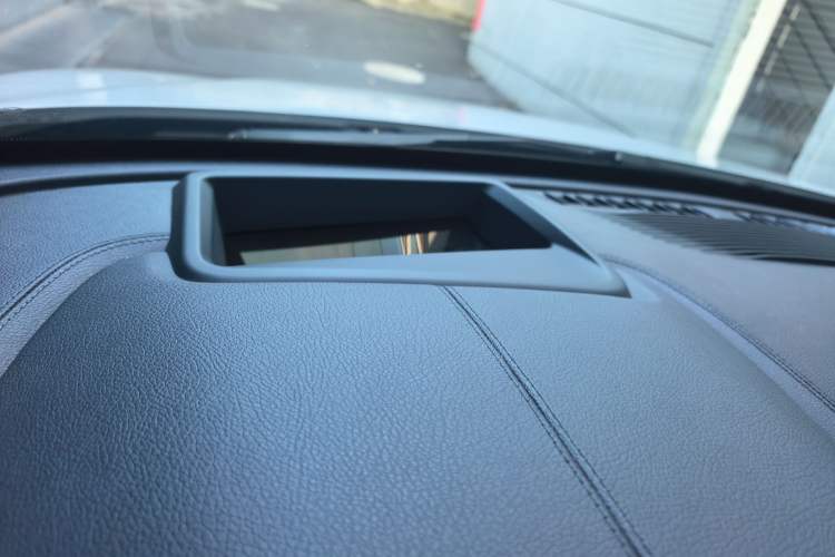Used BYD Tang New Energy 2024 EV Glory Edition 730KM Premium Model Interior 2