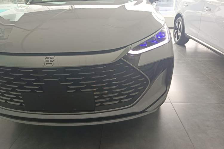 Used BYD Tang New Energy 2024 DM-i Glory Edition 112KM Flagship Model Left Front Headlight