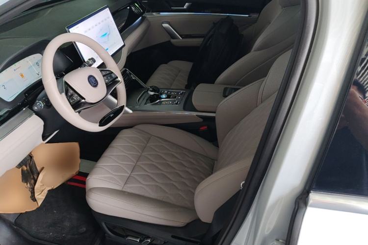 Used BYD Tang New Energy 2024 DM-i Glory Edition 112KM Prestige Model Left Front Seat