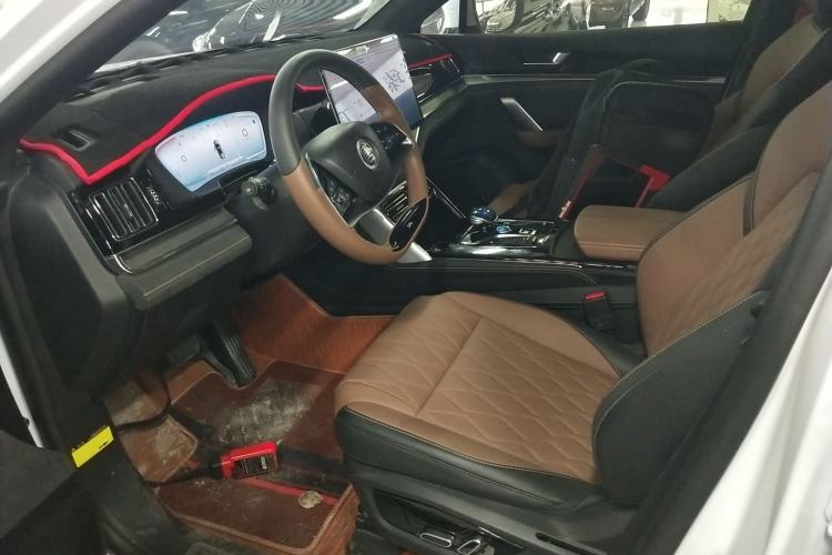 Used BYD Tang New Energy 2024 DM-i Glory Edition 112KM Prestige Model Left Front Seat