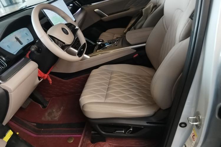 Used BYD Tang New Energy 2024 DM-i Glory Edition 112KM Prestige Model Left Front Seat