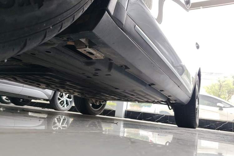 Used BYD Tang New Energy 2024 DM-i Glory Edition 112KM Prestige Model Left Side Sill