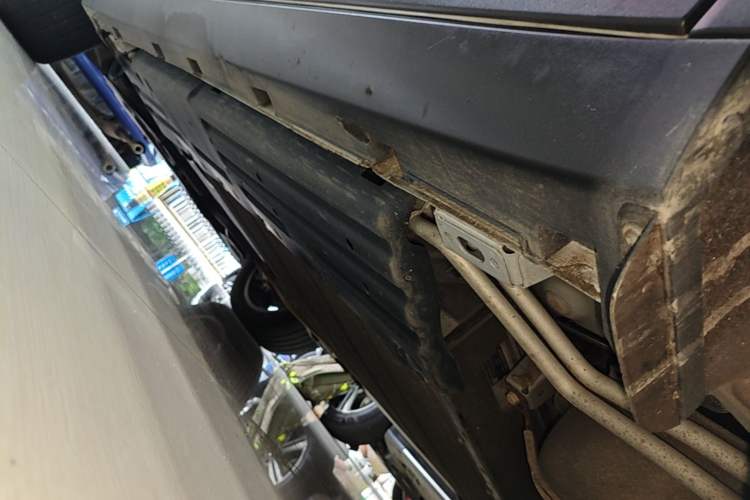 Used BYD Tang New Energy 2024 DM-i Glory Edition 112KM Prestige Model Left Side Sill