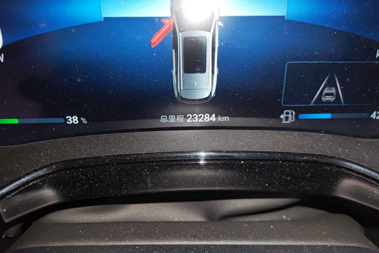 Used BYD Tang New Energy 2024 DM-i Glory Edition 112KM Prestige Model Odometer Close Up