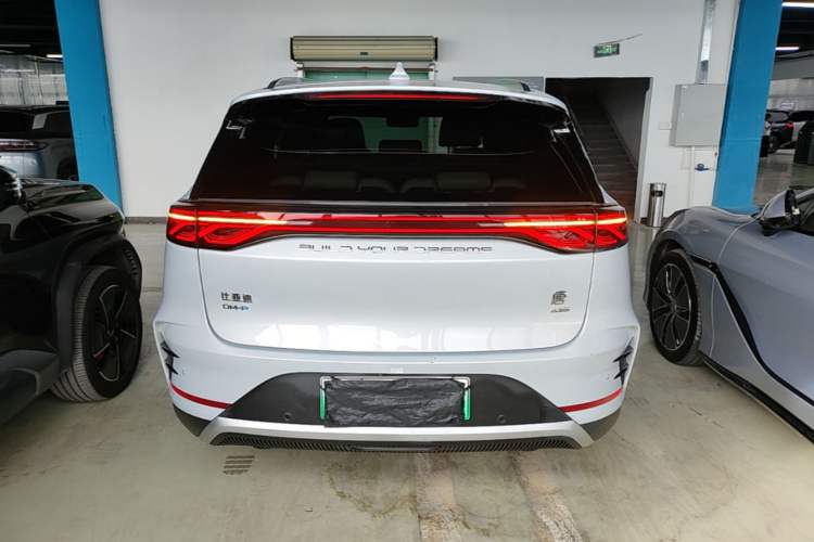 Used BYD Tang New Energy 2024 DM-p Champion Edition 215 km All-Wheel-Drive Flagship Model Rear