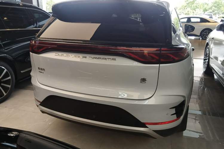 Used BYD Tang New Energy 2024 DM-i Glory Edition 112KM Prestige Model Rear