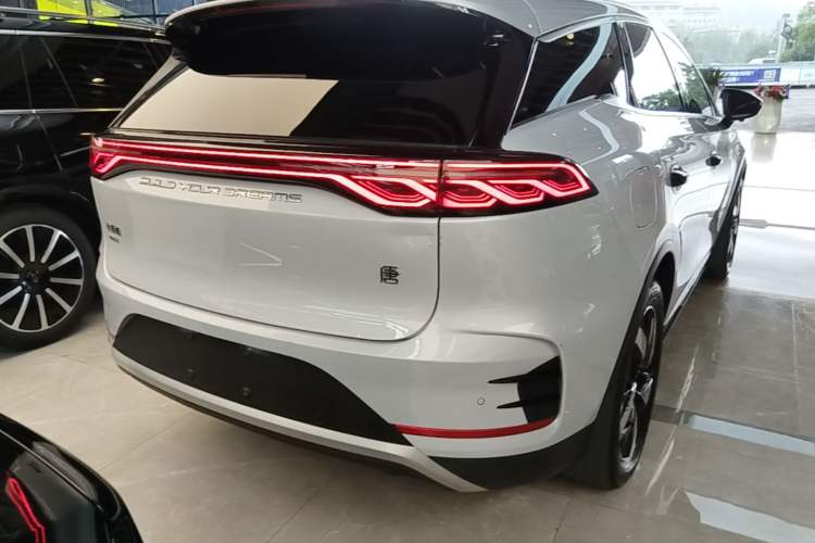 Used BYD Tang New Energy 2024 DM-i Glory Edition 112KM Prestige Model Rear Right 45 Deg