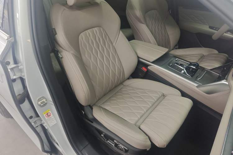 Used BYD Tang New Energy 2024 DM-p Champion Edition 215 km All-Wheel-Drive Flagship Model Right Front Seat
