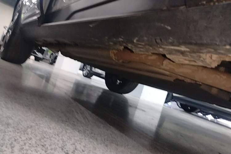 Used BYD Tang New Energy 2024 DM-i Glory Edition 112KM Prestige Model Right Side Sill