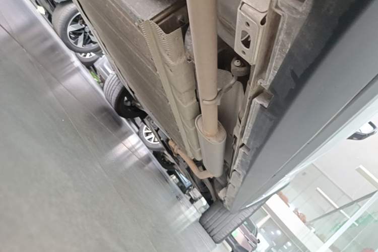 Used BYD Tang New Energy 2024 DM-i Glory Edition 112KM Flagship Model Right Side Sill
