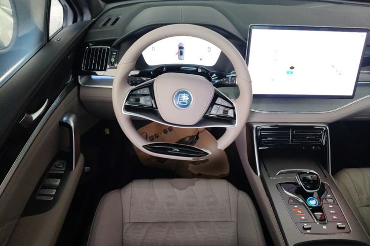 Used BYD Tang New Energy 2024 DM-i Glory Edition 112KM Prestige Model Steering Wheel
