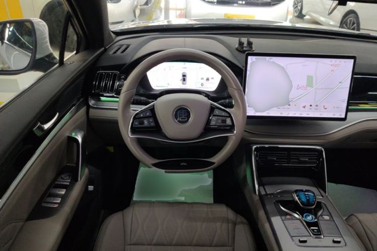 Used BYD Tang New Energy 2024 DM-i Glory Edition 112KM Prestige Model Steering Wheel