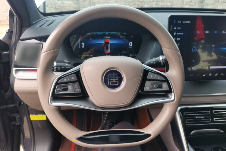 Used BYD Tang New Energy 2024 DM-i Glory Edition 112KM Prestige Model Steering Wheel