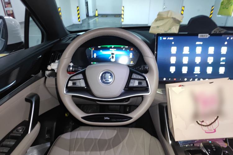 Used BYD Tang New Energy 2024 DM-i Glory Edition 112KM Prestige Model Steering Wheel