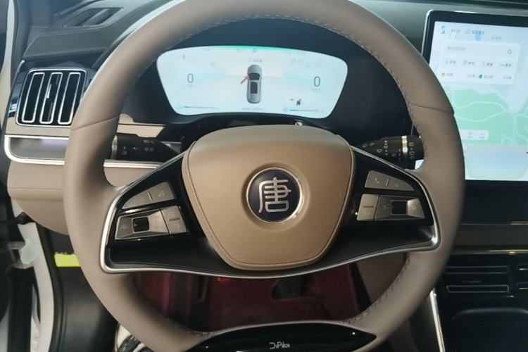 Used BYD Tang New Energy 2024 DM-i Glory Edition 112KM Prestige Model Steering Wheel