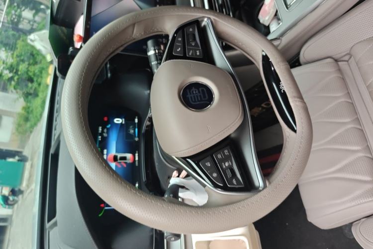 Used BYD Tang New Energy 2024 DM-i Glory Edition 200KM Flagship Model Steering Wheel