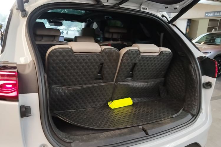 Used BYD Tang New Energy 2024 DM-i Glory Edition 112KM Prestige Model Trunk