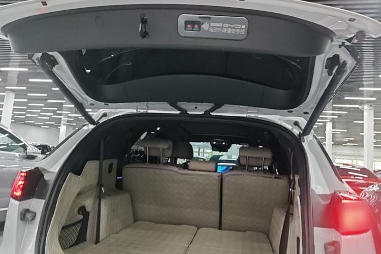 Used BYD Tang New Energy 2024 DM-i Glory Edition 112KM Prestige Model Trunk