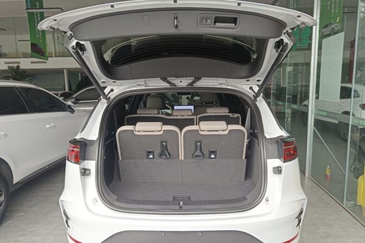 Used BYD Tang New Energy 2024 DM-i Glory Edition 112KM Flagship Model Trunk