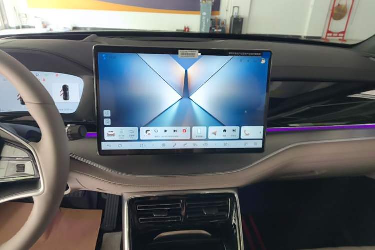 Used BYD Tang New Energy 2025 Intelligent Driving Version DM-i 115KM Flagship Edition Audio And AC Panel