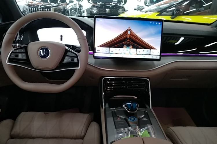Used BYD Tang New Energy 2025 Intelligent Driving Version DM-i 115KM Flagship Edition Center Console