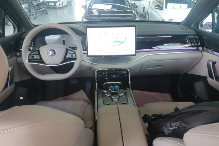 Used BYD Tang New Energy 2025 Intelligent Driving Version DM-i 115KM Prestige Edition Center Console