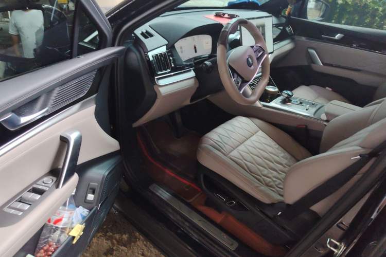 Used BYD Tang New Energy 2025 Intelligent Driving Version DM-i 115KM Prestige Edition Driver Seat