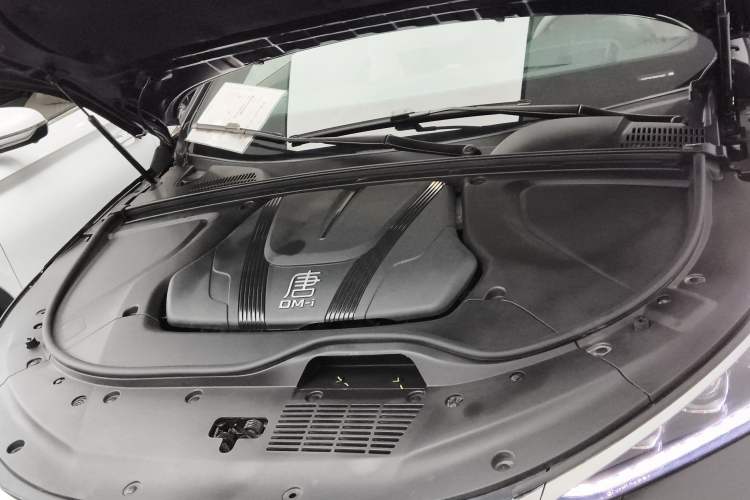 Used BYD Tang New Energy 2025 Intelligent Driving Version DM-i 115KM Flagship Edition Engine Bay