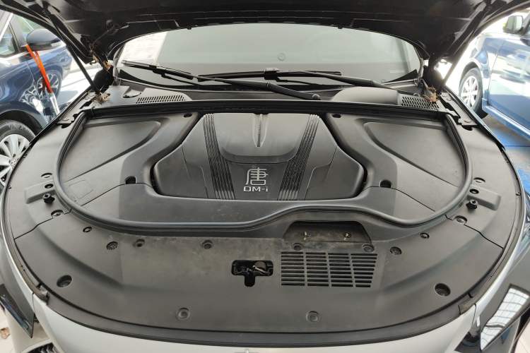 Used BYD Tang New Energy 2025 Intelligent Driving Version DM-i 115KM Flagship Edition Engine Bay