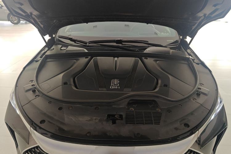 Used BYD Tang New Energy 2025 Intelligent Driving Version DM-i 115KM Flagship Edition Engine Bay