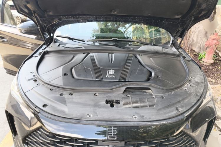 Used BYD Tang New Energy 2025 Model Smart Drive Version DM-i 175KM Deluxe Version Engine Bay