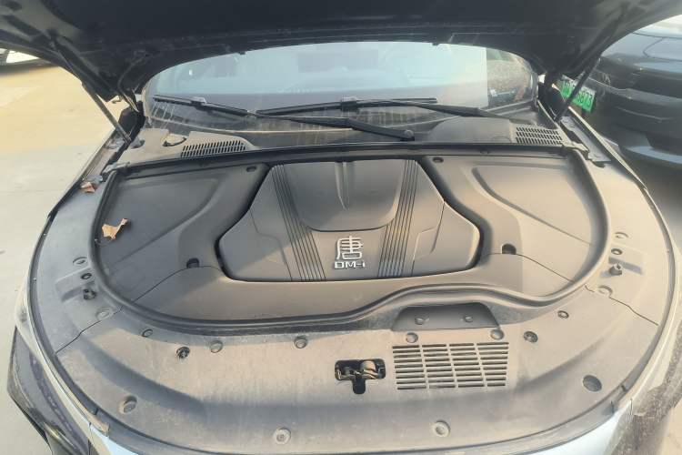 Used BYD Tang New Energy 2025 DM-i 115KM Flagship Model Engine Bay