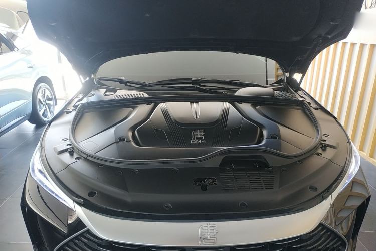 Used BYD Tang New Energy 2025 DM-i 115KM Prestige Model Engine Bay