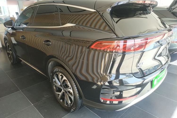 Used BYD Tang New Energy 2025 DM-i 115KM Prestige Model Exterior 2