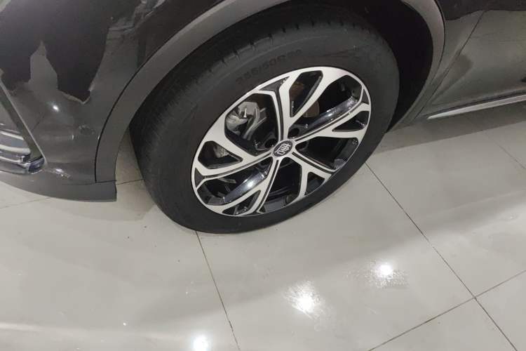 Used BYD Tang New Energy 2025 Intelligent Driving Version DM-i 115KM Flagship Edition Exterior 4