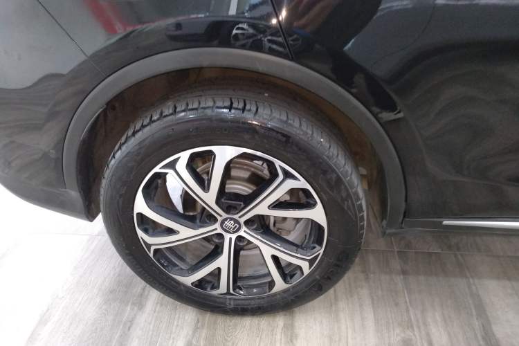 Used BYD Tang New Energy 2025 Intelligent Driving Version DM-i 115KM Flagship Edition Exterior 5